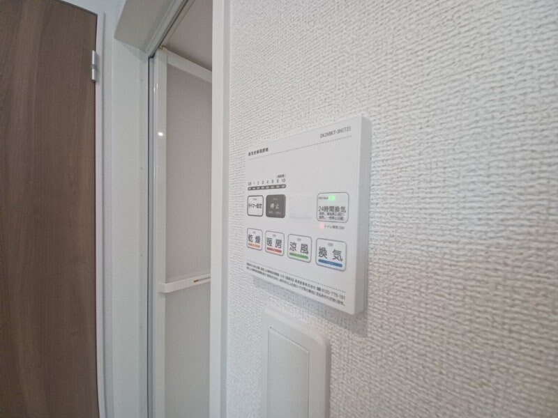 物件内観写真17　(同型タイプ画像)