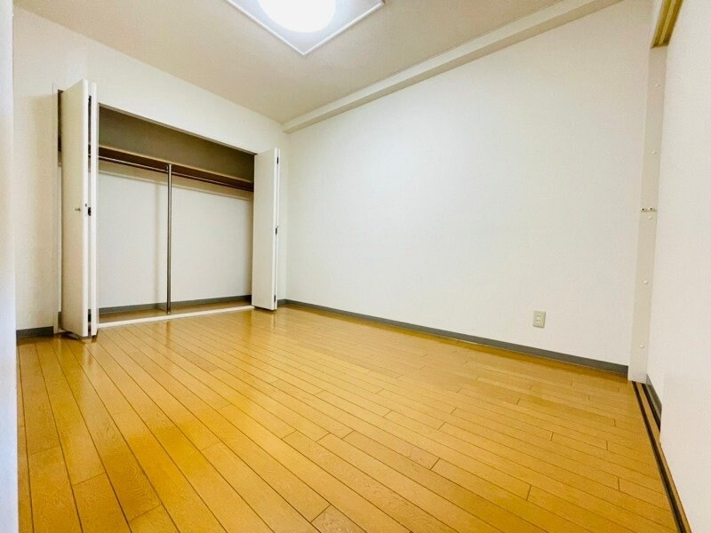 物件内観写真7　(同物件別部屋の写真です)