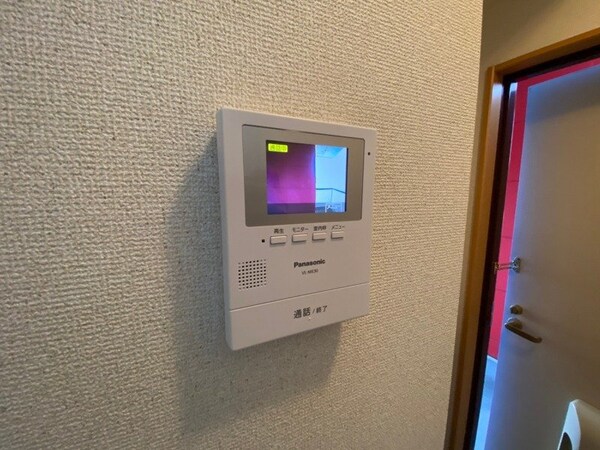 セキュリティ(同物件の別部屋写真です。)