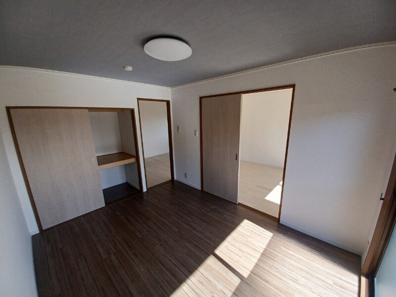 物件内観写真6　(同型反転参考写真)