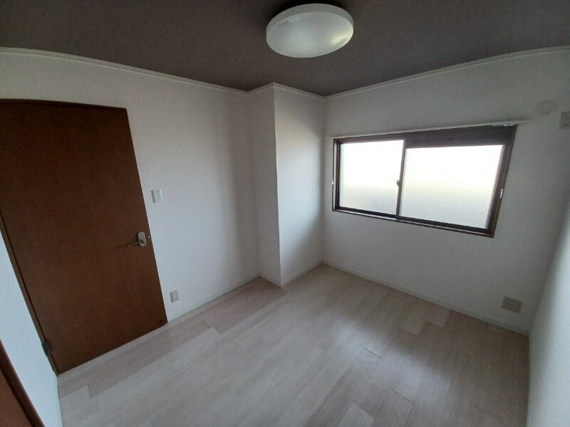 物件内観写真11　(同型反転参考写真)