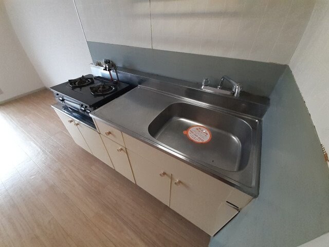 物件内観写真7　(同型他部屋)