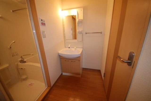 物件内観写真10　(同型参考写真)