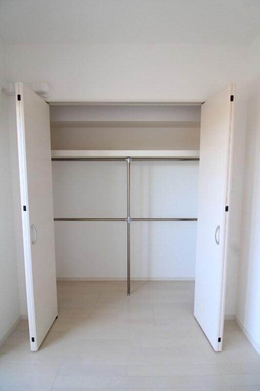 物件内観写真13　(クローゼット)