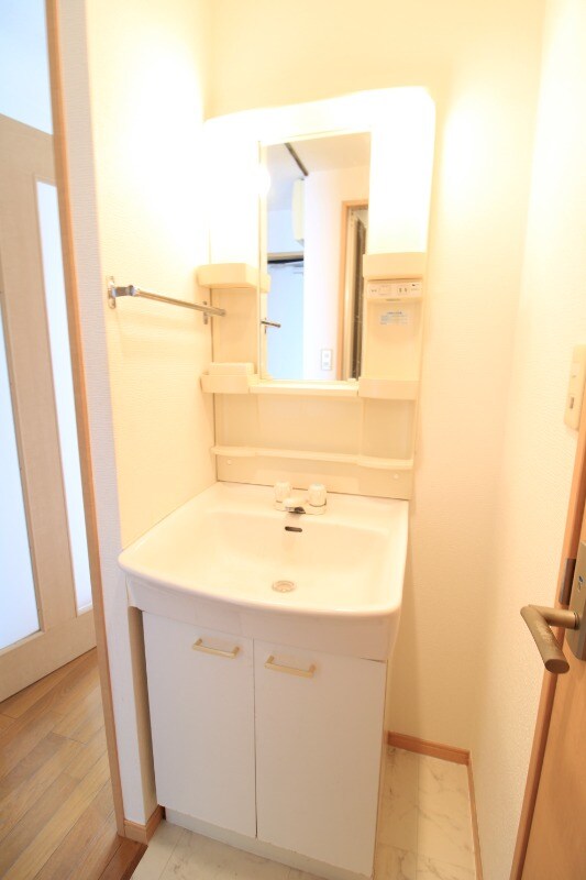 物件内観写真10　(洗面所)