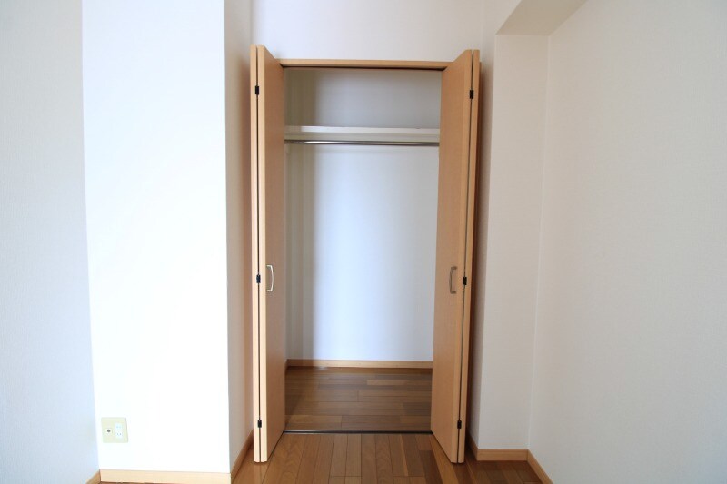 物件内観写真13　(クローゼット)