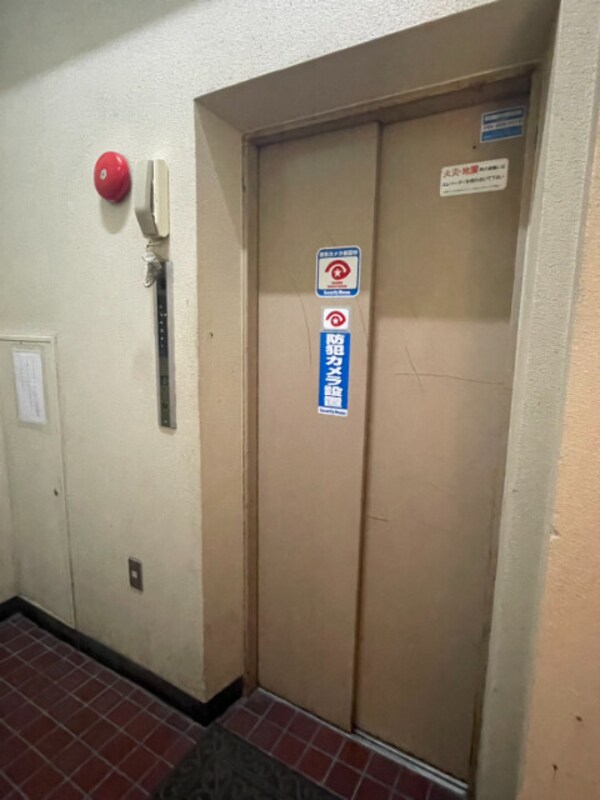 エレベーター