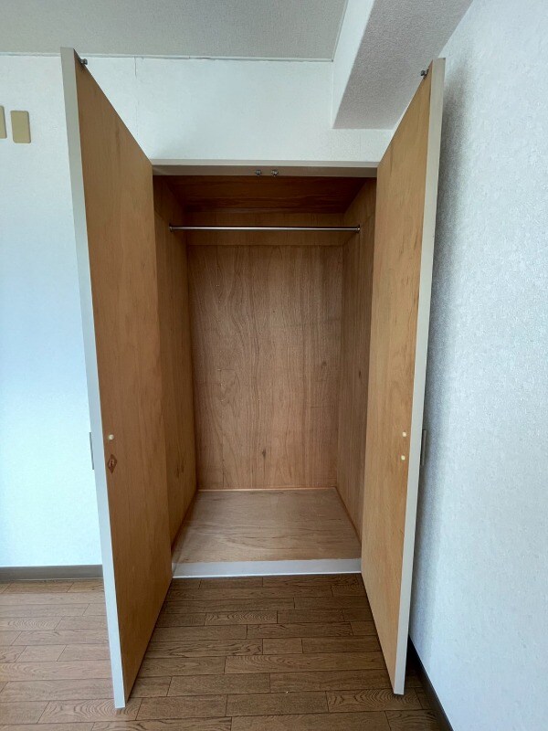 物件内観写真18　(クローゼット)