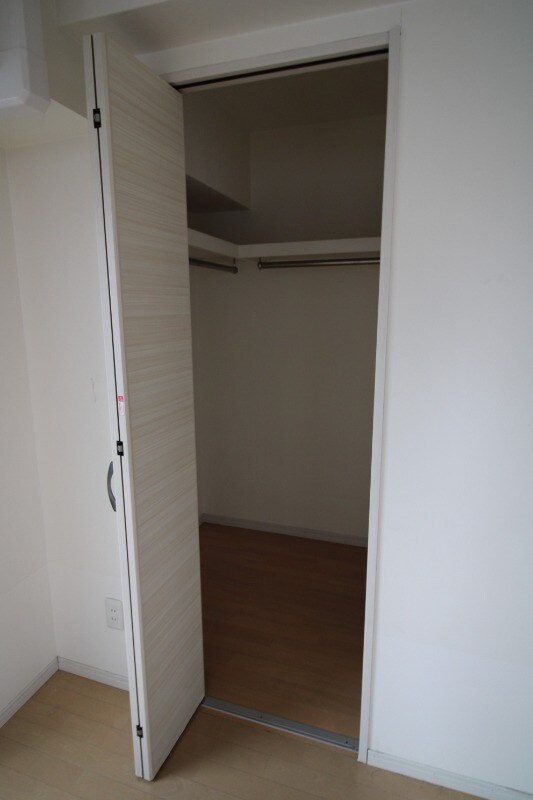 物件内観写真16　(クローゼット)