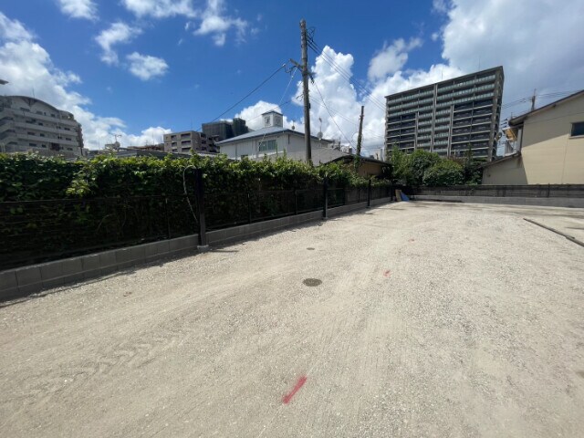 物件外観写真3　(駐車場予定地)