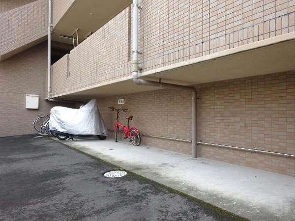 その他共有部分(駐輪場)