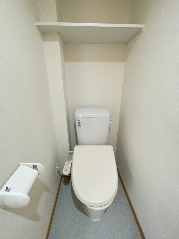 物件内観写真11　(トイレ)