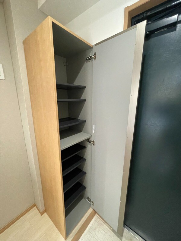 物件内観写真17　(シューズボックス)