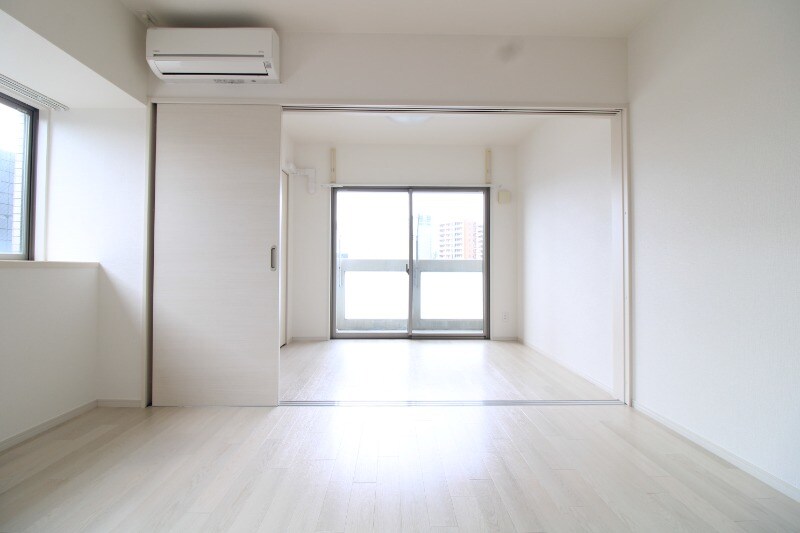 物件内観写真5　(居室)