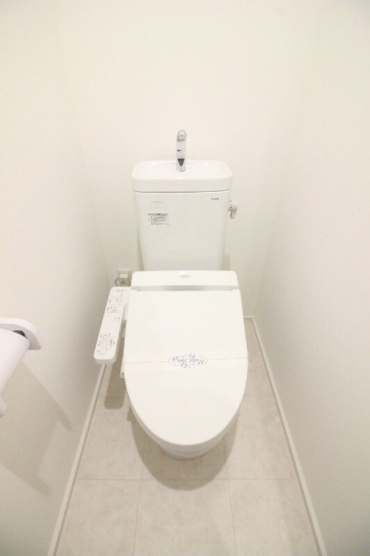 物件内観写真10　(トイレ)