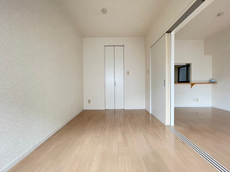 物件内観写真10　(居室)