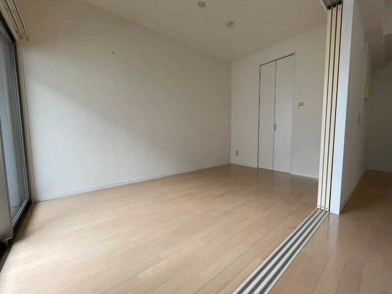 物件内観写真11　(居室)