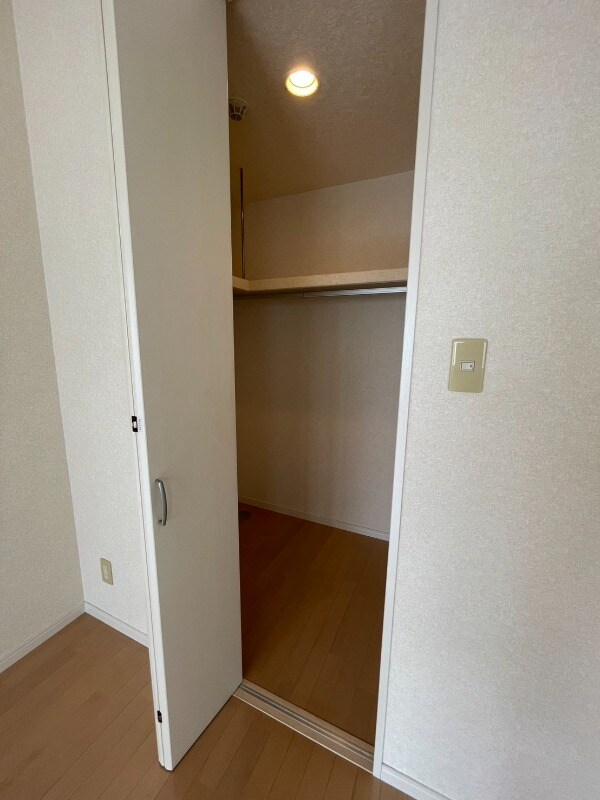 物件内観写真16　(クローゼット)