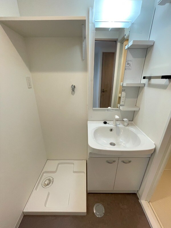 物件内観写真24　(室内洗濯機置き場)