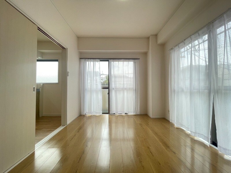 物件内観写真7　(居室)