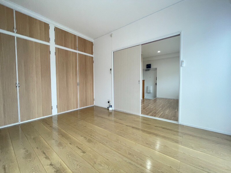 物件内観写真8　(居室)