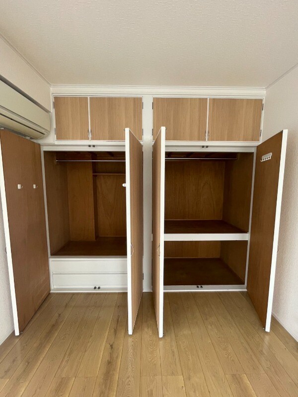 物件内観写真14　(クローゼット)