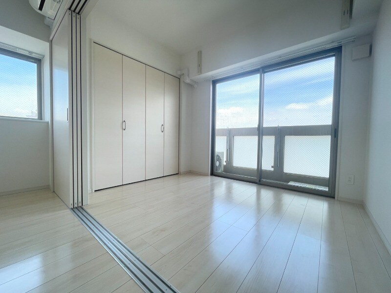 物件内観写真9　(居室)