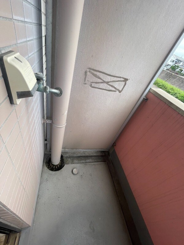 物件内観写真17　(室外洗濯機置き場)