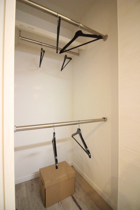 物件内観写真11　(クローゼット)