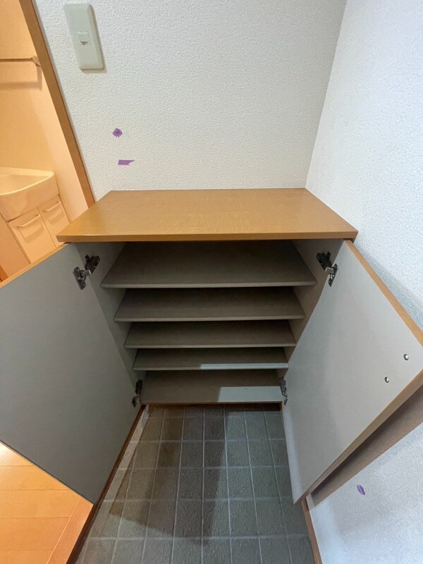 その他設備(シューズボックス)