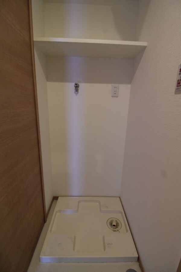 その他設備(室内洗濯機置き場)