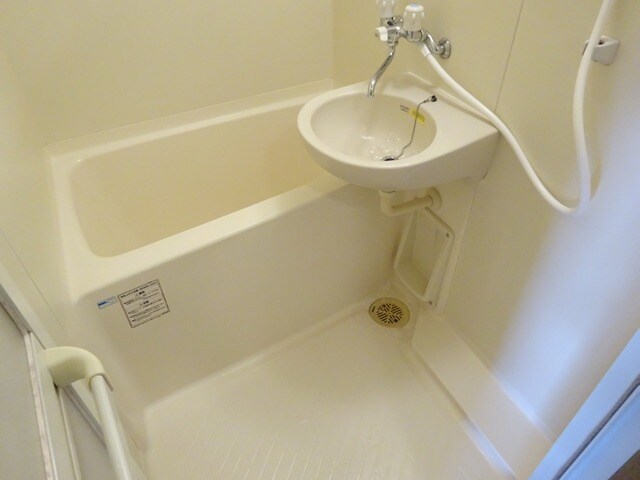 物件内観写真9　(バス／シャワールーム等)