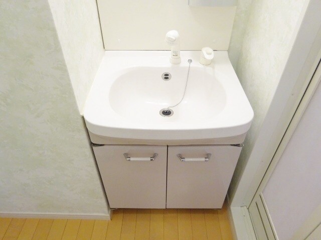 物件内観写真9　(洗面所)