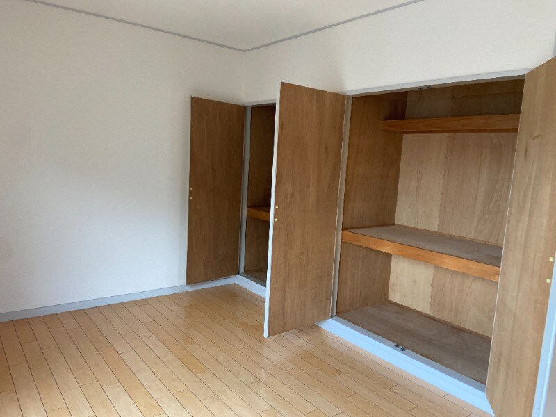 物件内観写真10　(居室)