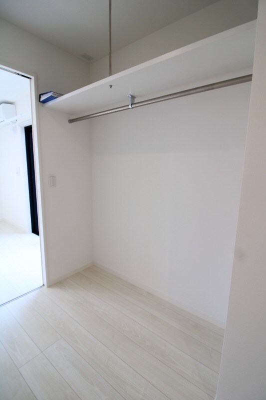 物件内観写真13　(クローゼット)
