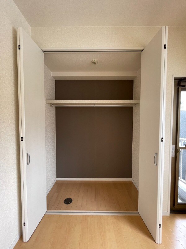 物件内観写真15　(クローゼット)