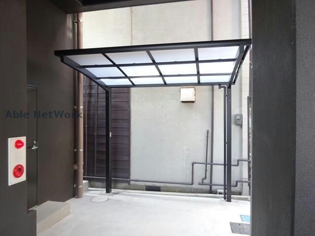 物件外観写真4　(駐輪場)