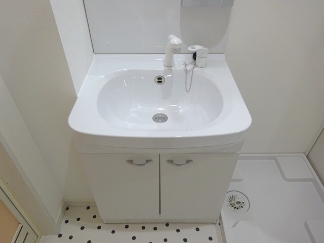 物件内観写真13　(洗面所)