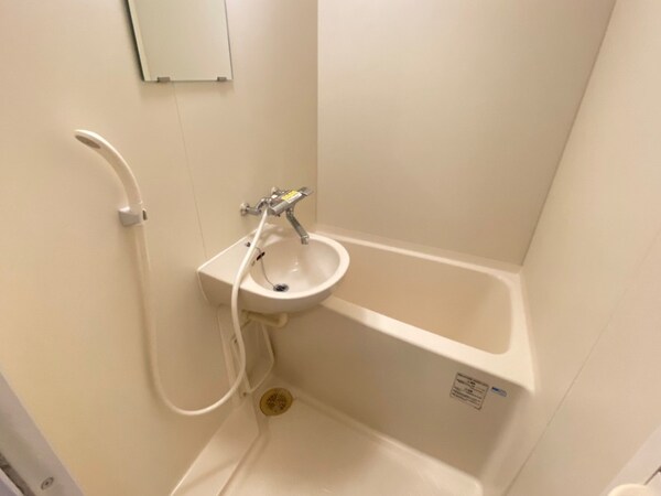 バス／シャワールーム等(バス／シャワールーム等)