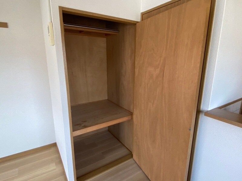 物件内観写真12　(クローゼット)