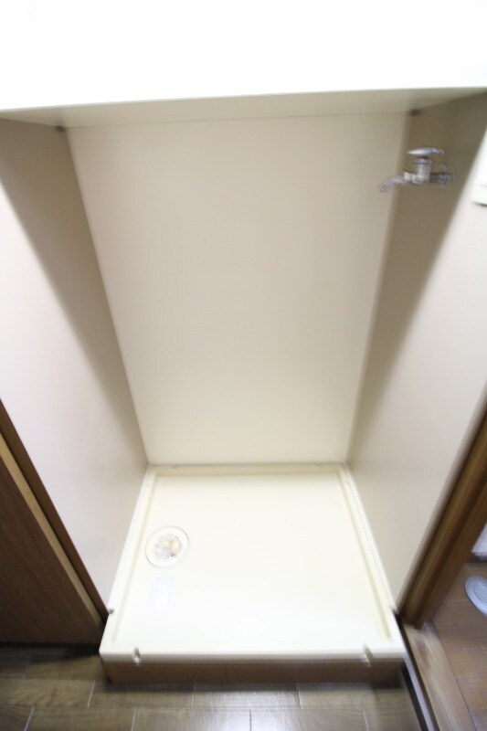 物件内観写真16　(室内洗濯機置き場)