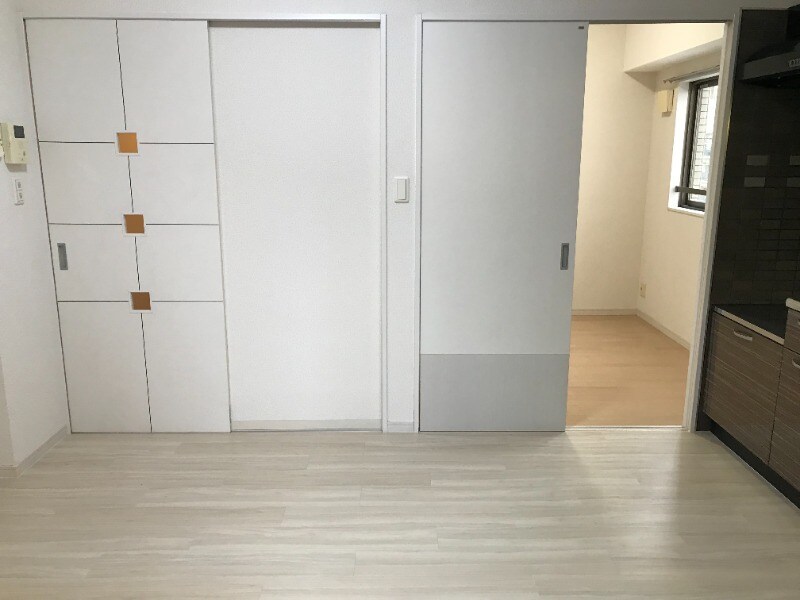 物件内観写真10　(居室)