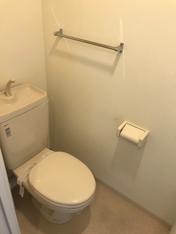 物件内観写真15　(トイレ)