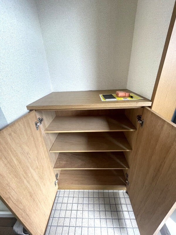 その他設備(シューズボックス)