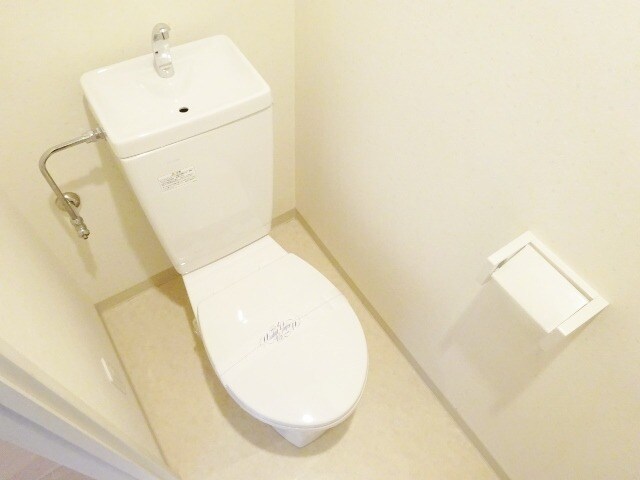 物件内観写真14　(トイレ)