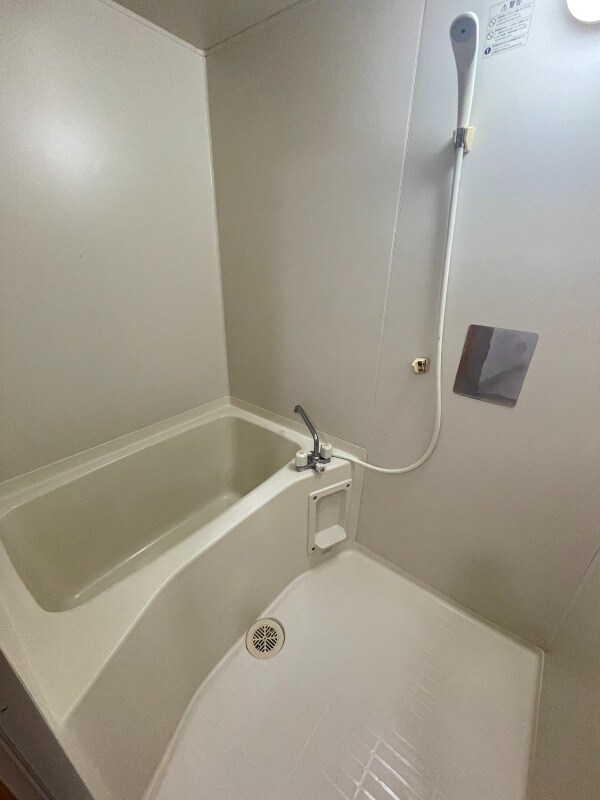 物件内観写真12　(バス／シャワールーム等)