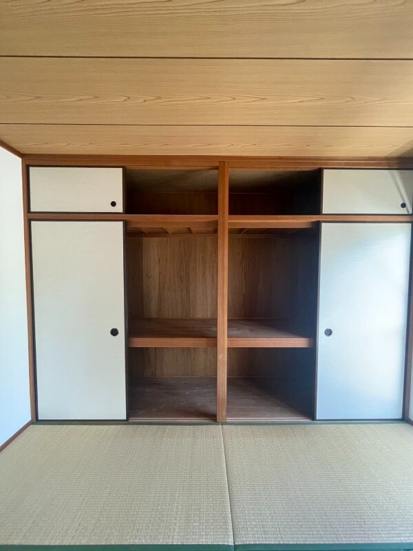 収納(押し入れ)