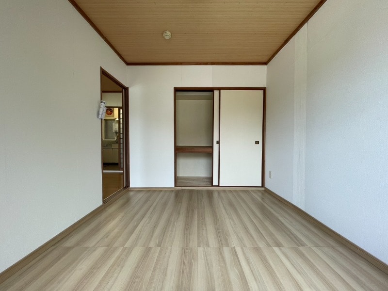 物件内観写真4　(居室)