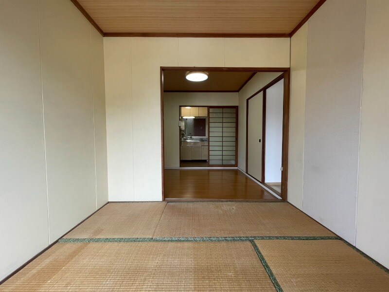 物件内観写真8　(居室)