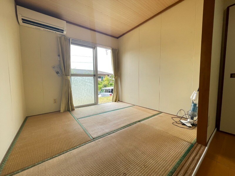 物件内観写真10　(居室)